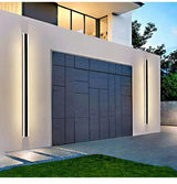 Gestreifte Wandleuchte