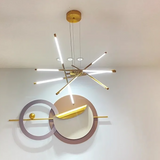 Goldener Web-Kronleuchter