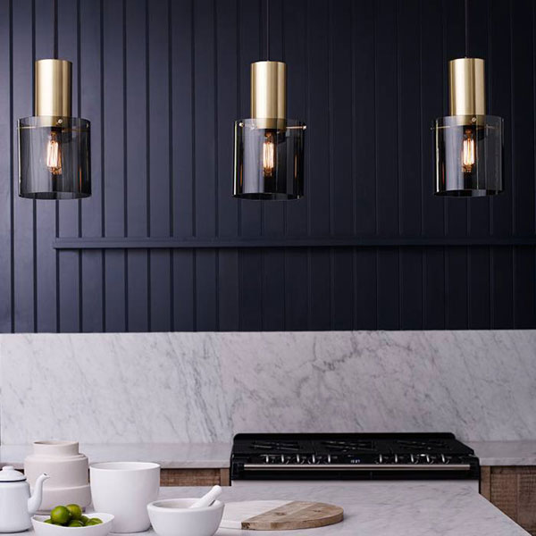 Robuste Pendelleuchte Aus Glas