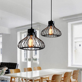 Moderne Pendelleuchte aus Metall