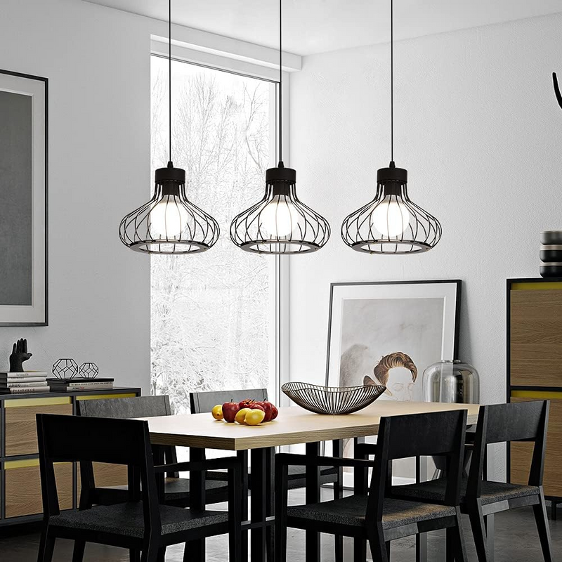 Moderne Pendelleuchte aus Metall