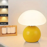 Französische Creme Pilz Lampe