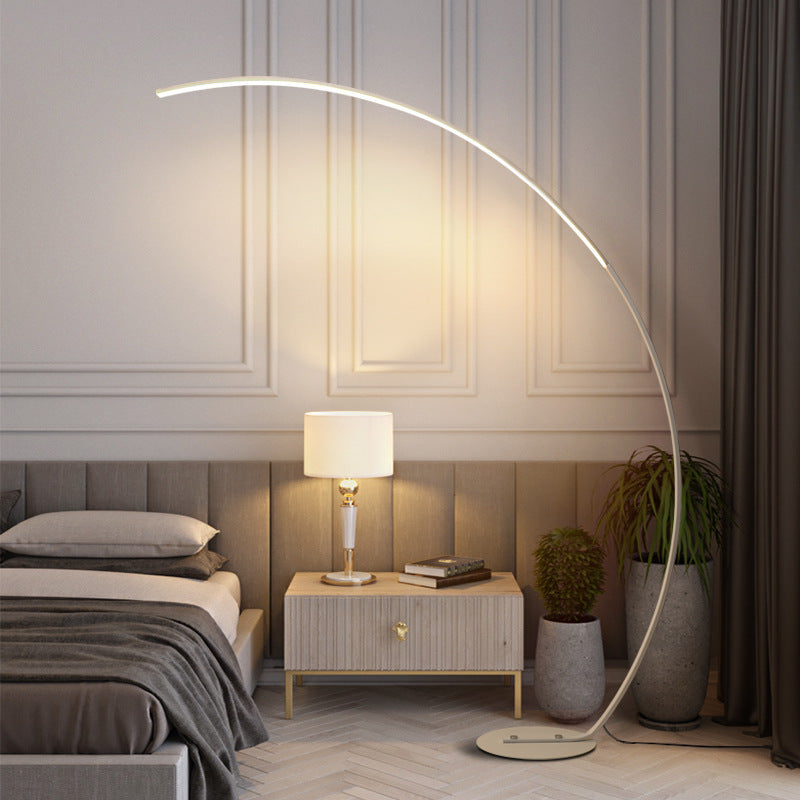 Ardorus Große geschwungene Stehlampe