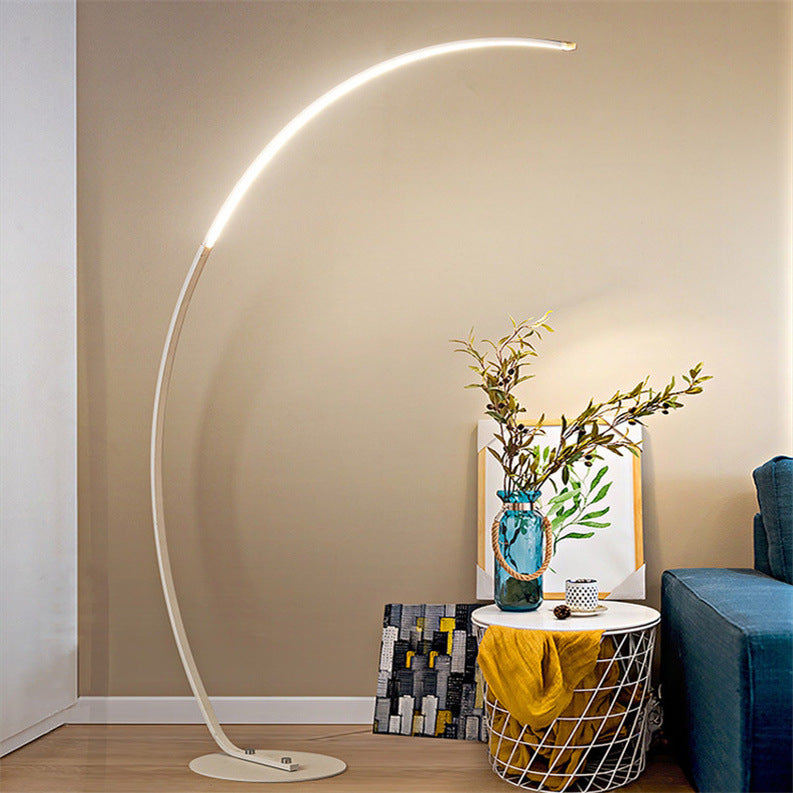 Ardorus Große geschwungene Stehlampe