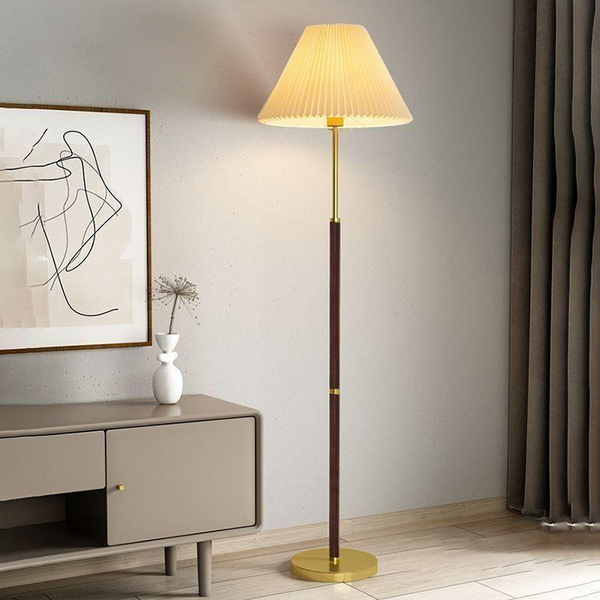 Moderne Stehlampe aus Reispapier