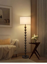 Japandi Stehlampe aus Holz