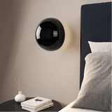 Bauhaus Wandlampe im mittelalterlichen Stil