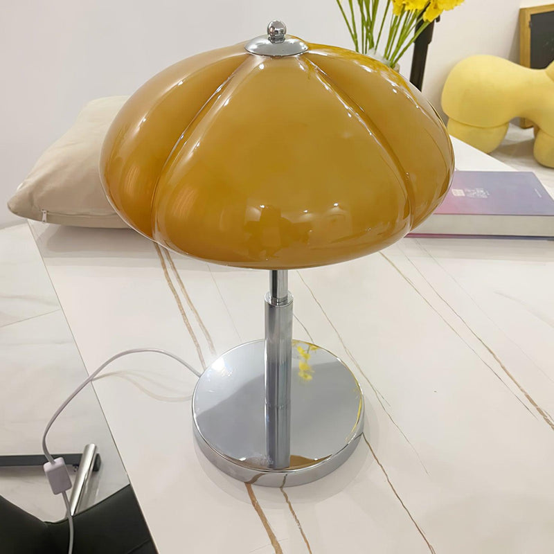 Pilz Bauhaus Tischlampe