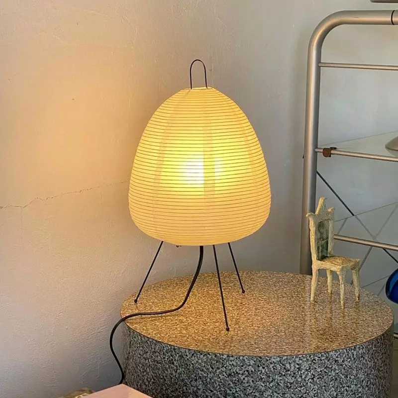Tischlampe aus Washi-Papier