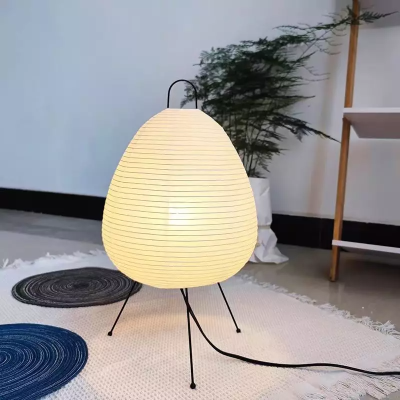 Tischlampe aus Washi-Papier