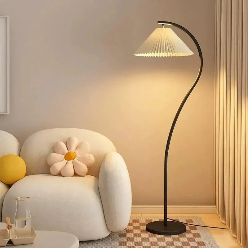 Moderne LED-Stoff-Stehleuchte