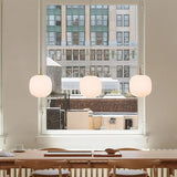 Moderne Skandinavische Opalglas-Pendelleuchte mit Radius