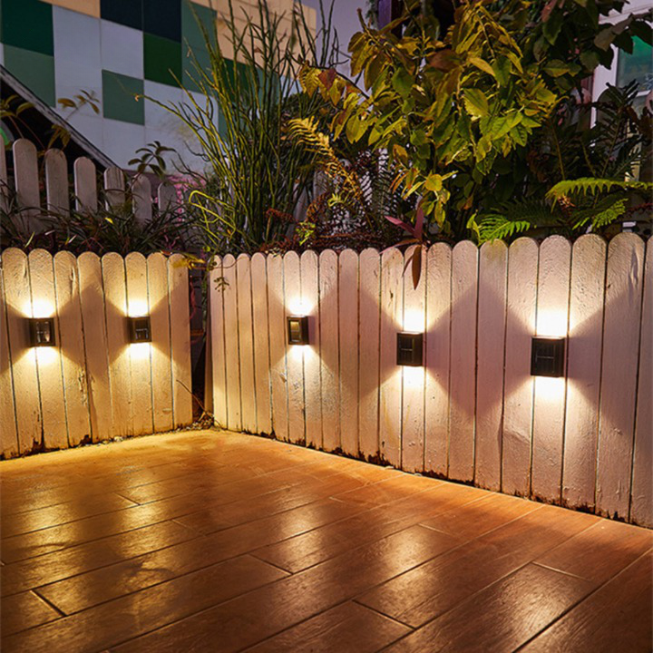 Wireless LED Solar Wall Lights Deluxe - Schaffen Sie die perfekte Atmosphäre in Ihrem Garten!